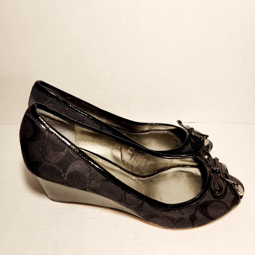 Signature Coach Wedges - Picture 6 of 8